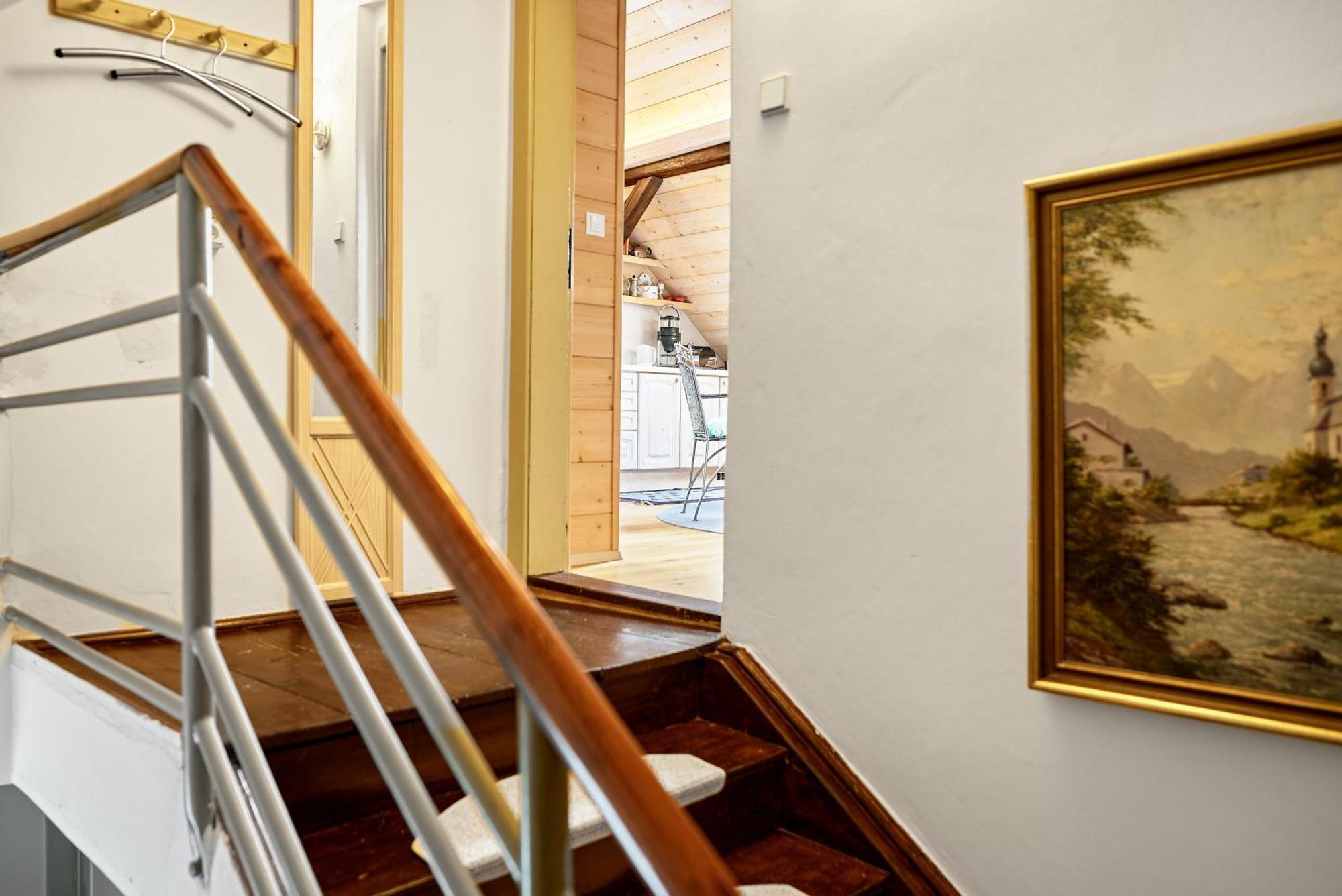 Apartman Dobra Voda Touzim Bagian luar foto